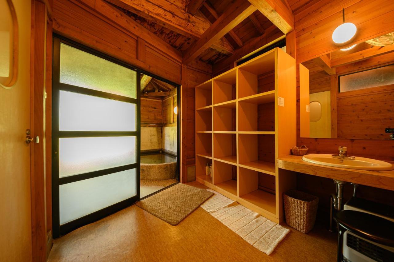 Bed and Breakfast Yufuin Flora House Exterior foto