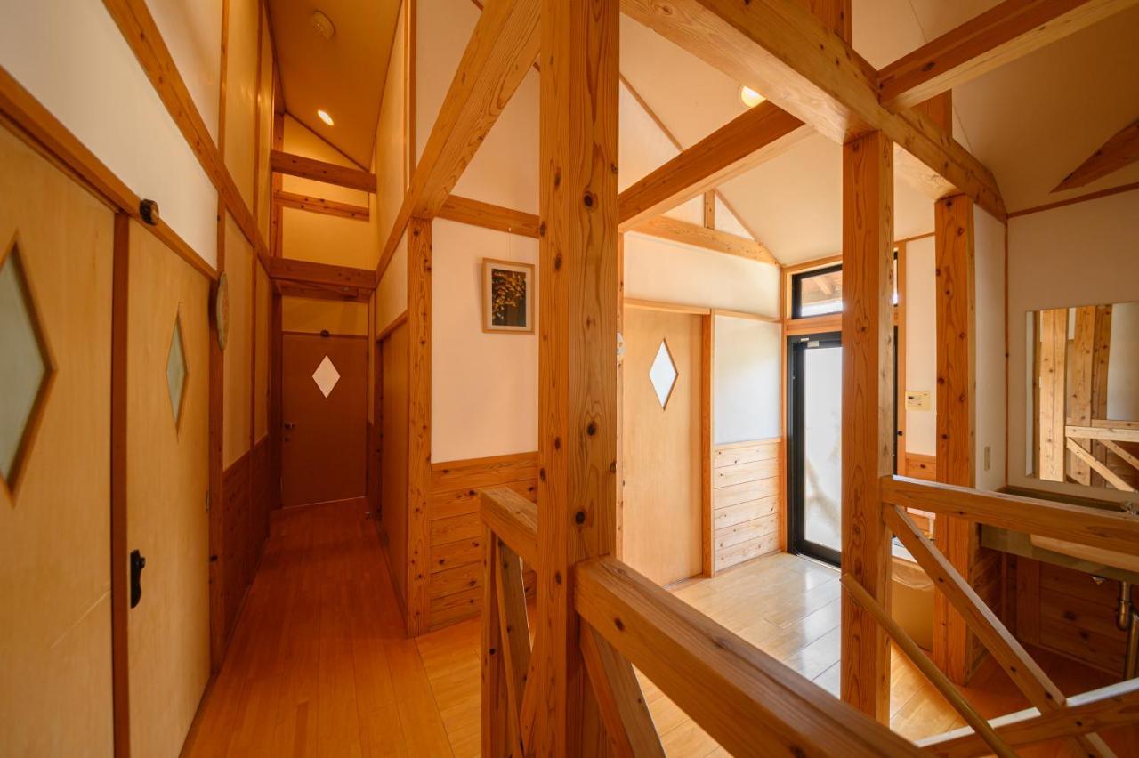 Bed and Breakfast Yufuin Flora House Exterior foto