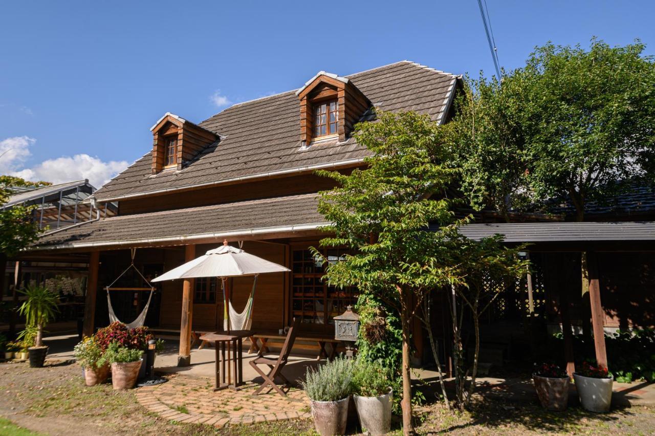 Bed and Breakfast Yufuin Flora House Exterior foto