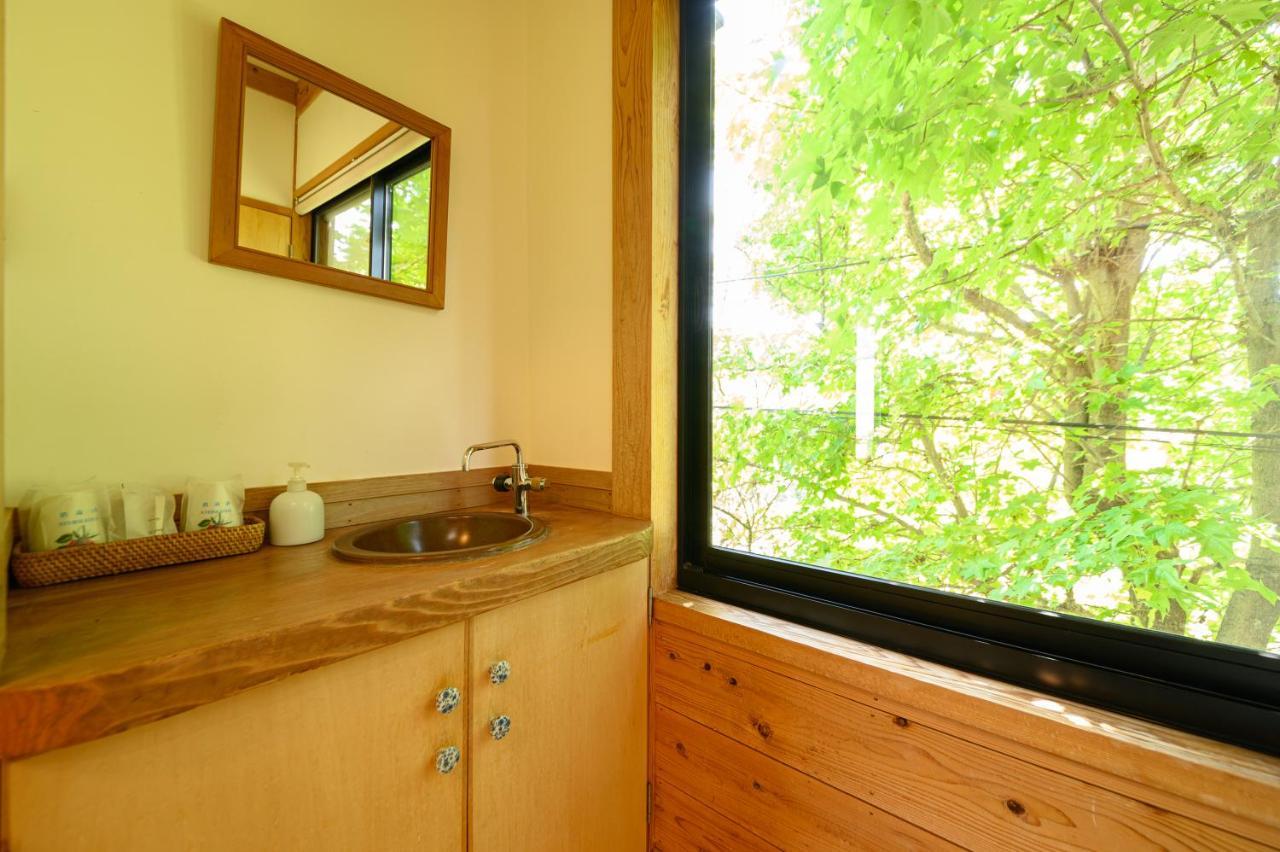 Bed and Breakfast Yufuin Flora House Exterior foto